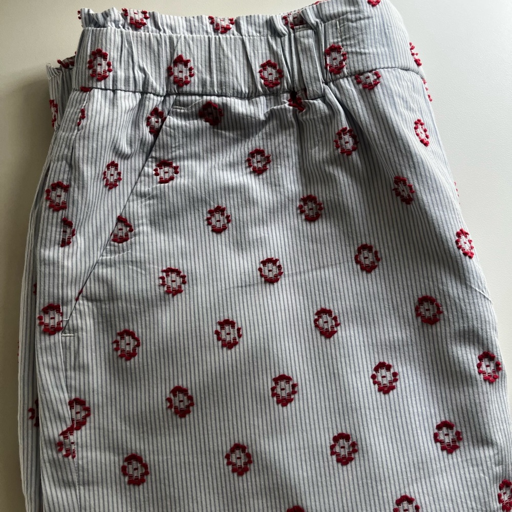 LOFT Size M Chambray lined material with Blue Pinstripes and Red Embroidery
